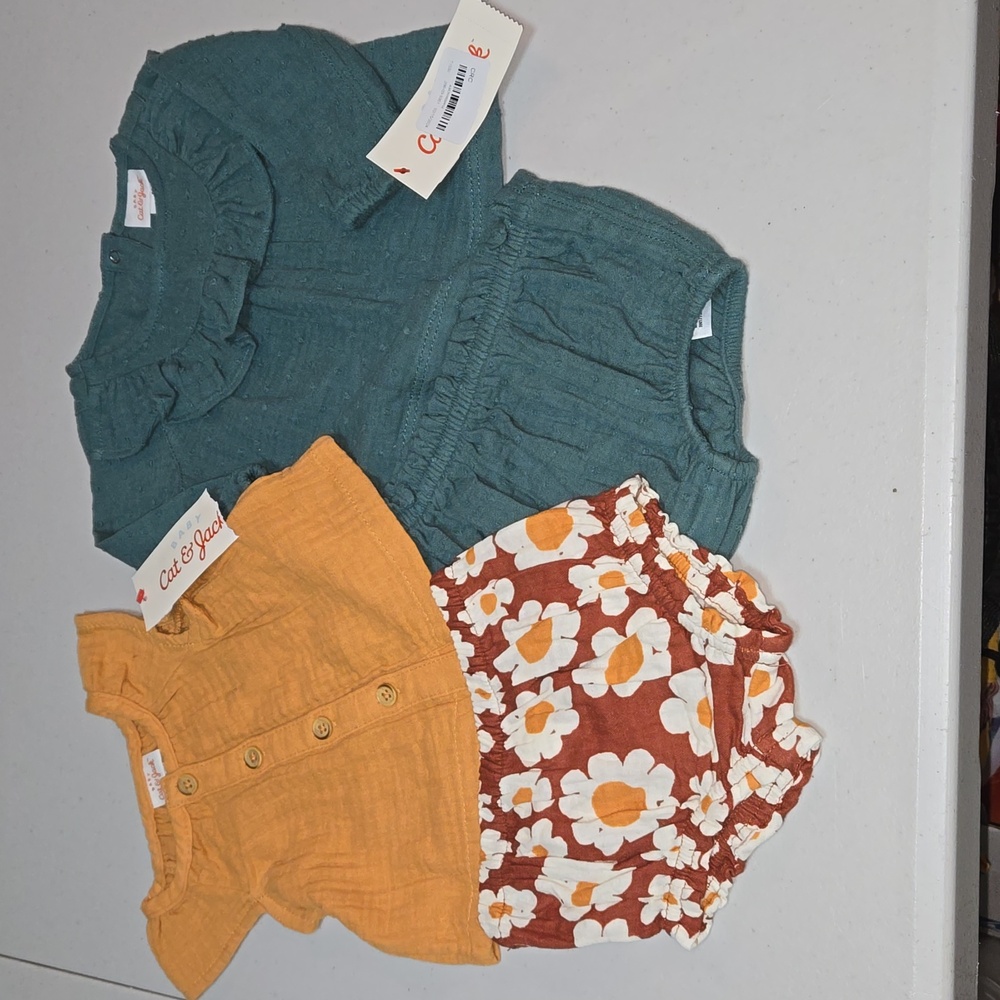NWT Cat & Jack 0-3 months linen outfits!